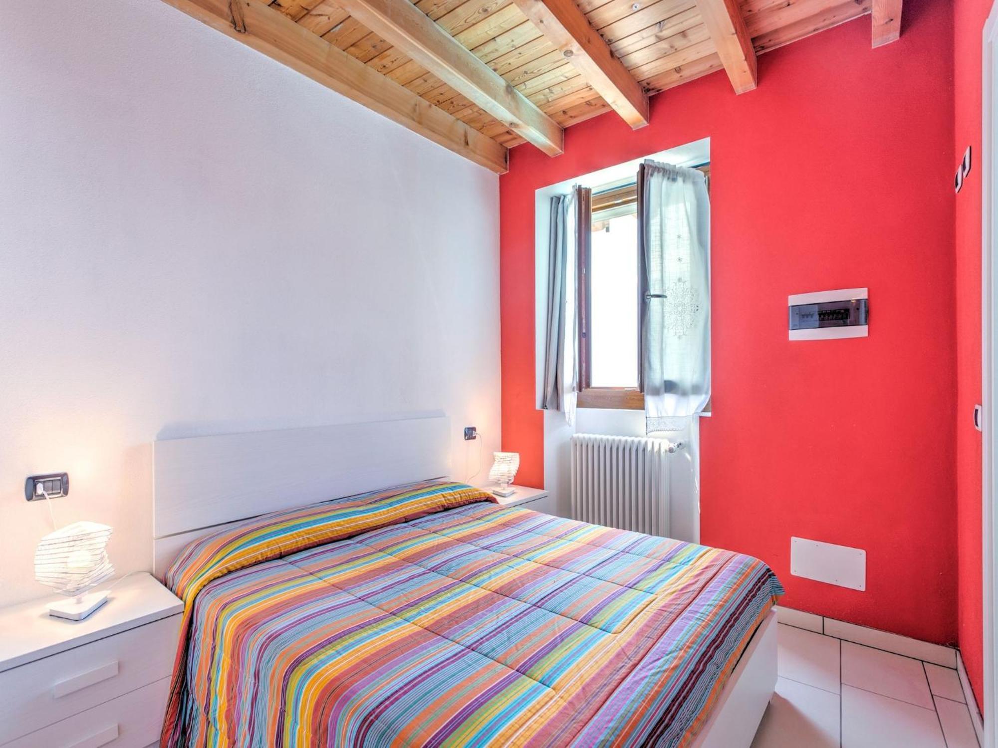 Wonderful Flat With Swimming Pool Lift And Garden Apartment Gravedona Exterior photo