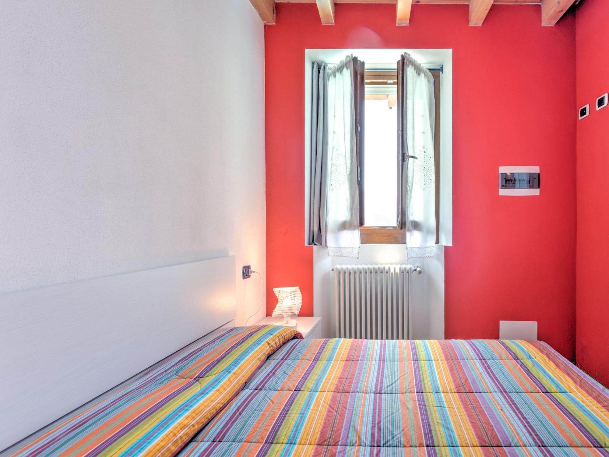 Wonderful Flat With Swimming Pool Lift And Garden Apartment Gravedona Exterior photo